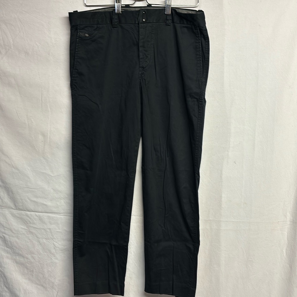 Diesel Men’s Chi-Regs - Black Regular Slim Fit Chinos Size 32